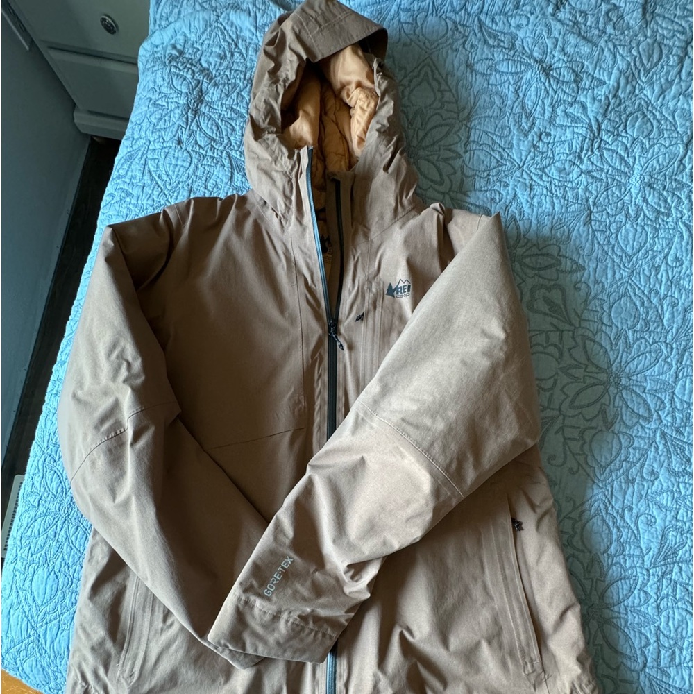Rei Gore-Tex ski/snow jacket